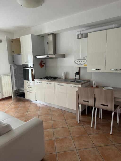 Suite Panoramica Casa Vacanza Di Alex G Oltre il Colle Exteriér fotografie