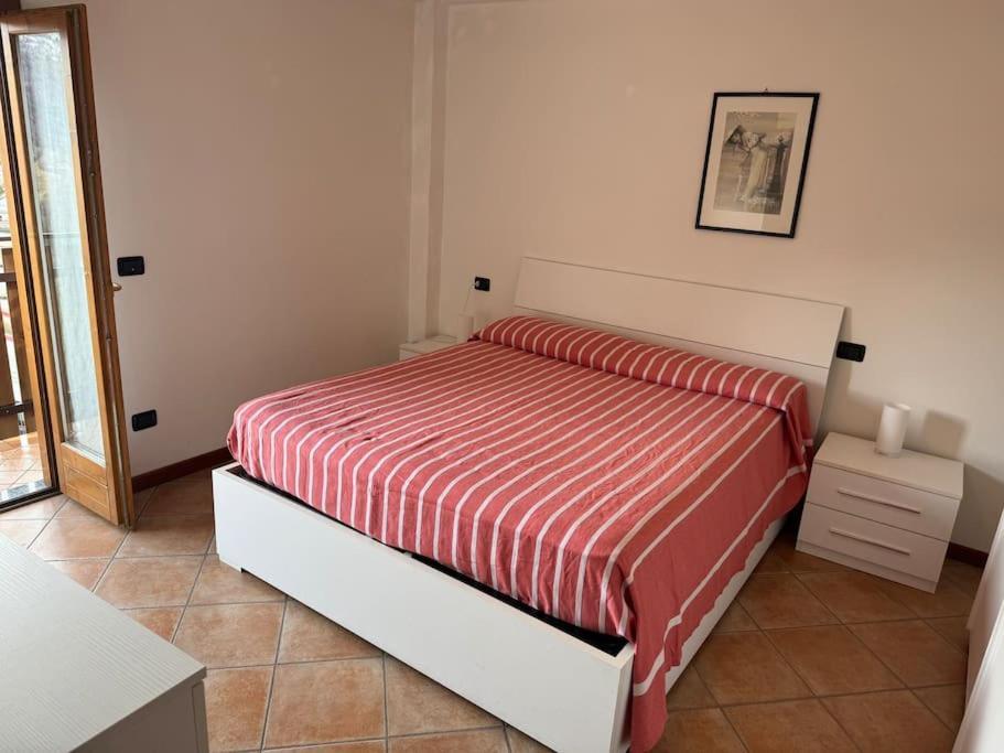 Suite Panoramica Casa Vacanza Di Alex G Oltre il Colle Exteriér fotografie