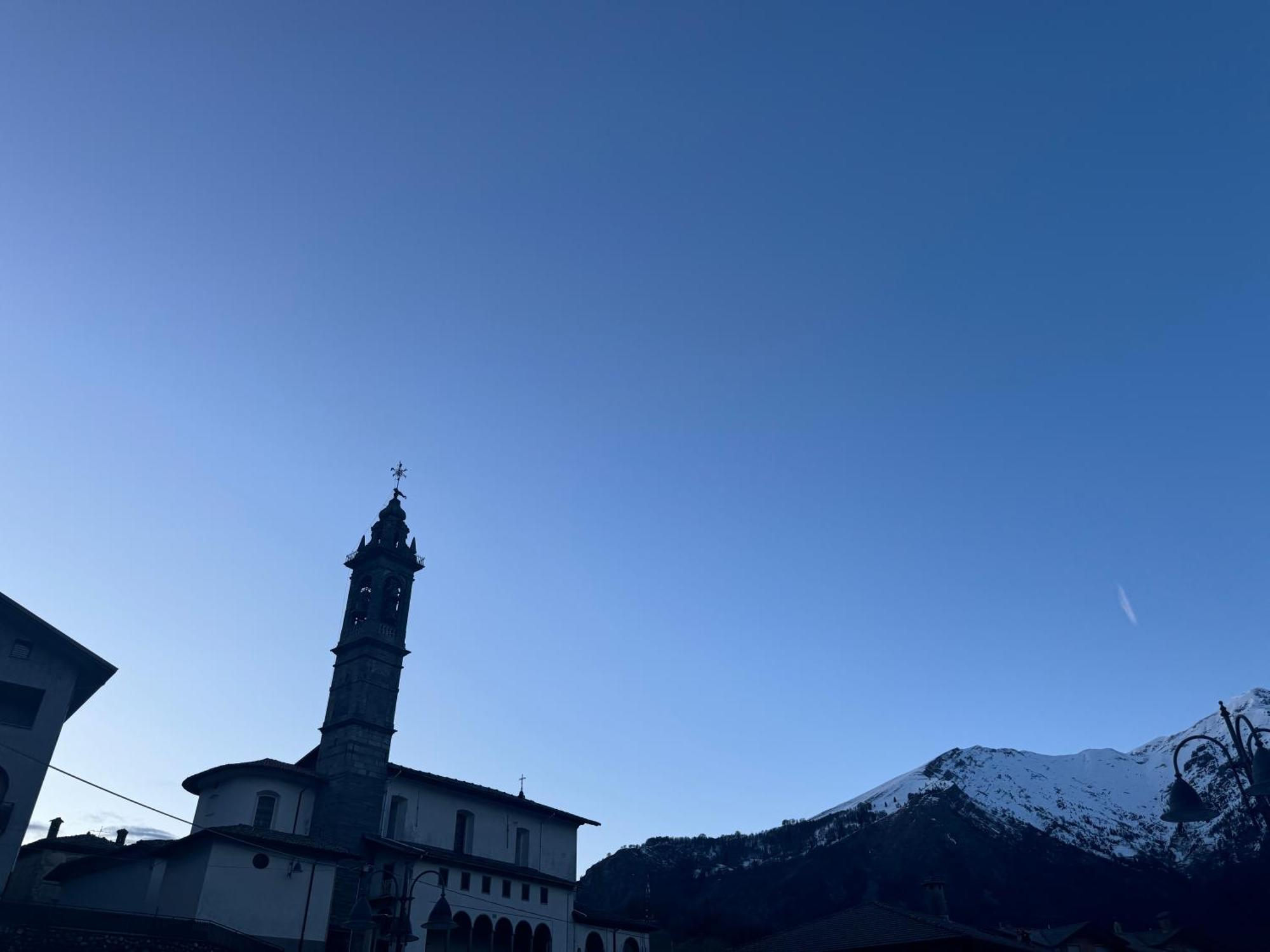 Suite Panoramica Casa Vacanza Di Alex G Oltre il Colle Exteriér fotografie